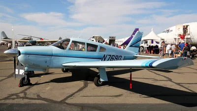 Piper PA-28R (Arrow II)