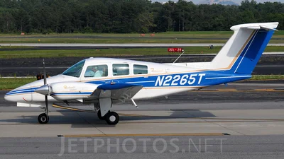 Beechcraft 76 (Duchess)