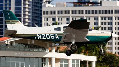 Piper PA-28-181 (Archer II)