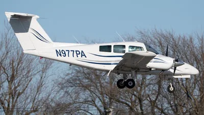 Beechcraft BE76 (Duchess)