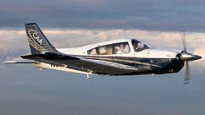 Piper PA-28R-180