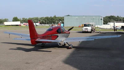 Cirrus SR22 G6