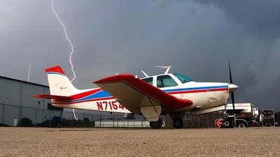 Beechcraft E33 (Debonair)