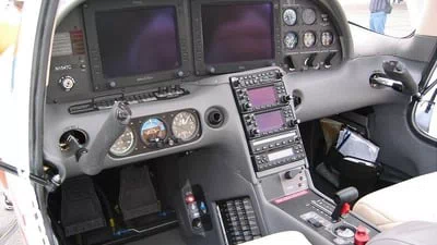 Cirrus SR22 G1