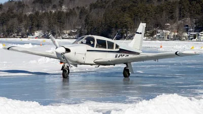 Piper PA-28R (Arrow II)
