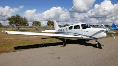Piper Pilot 100i-/model_variant_null