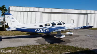 Piper PA-32-300 (Cherokee Six)