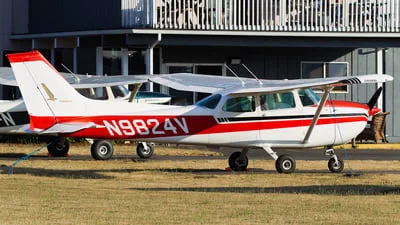 Cessna 172M (Skyhawk)