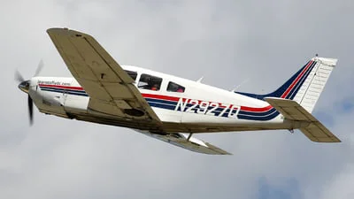 Piper PA-28R-201 (Arrow)