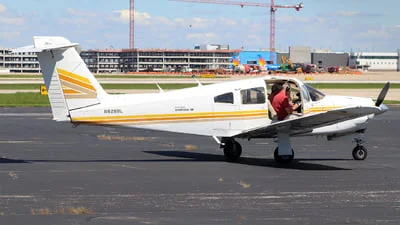 Piper PA-28RT-201 (Arrow)