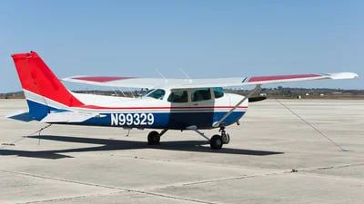 Cessna 172 (RedHawk)