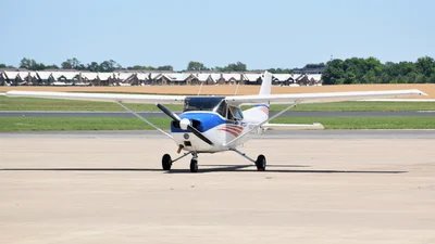 Cessna 172M (Skyhawk)