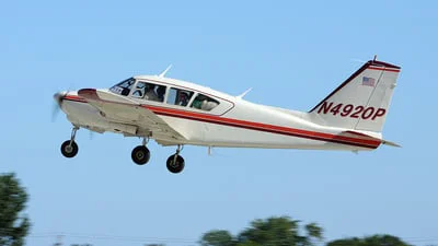 Piper PA-23-235