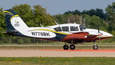 Piper PA-23 (Aztec)