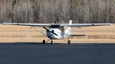 Cessna 172S (Skyhawk)