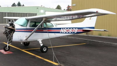 Cessna 172M (Skyhawk)