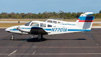 Piper PA-44-180 (Seminole)