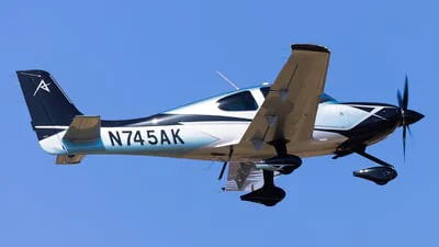 Cirrus SR22T G7