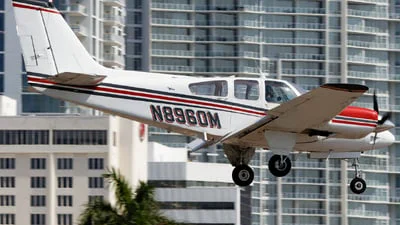 Beechcraft 58 55 (Baron)
