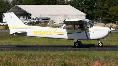 Cessna 172M (Skyhawk)