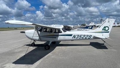 Cessna 172TAA (Skyhawk)
