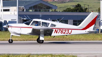 Piper PA-28R-180