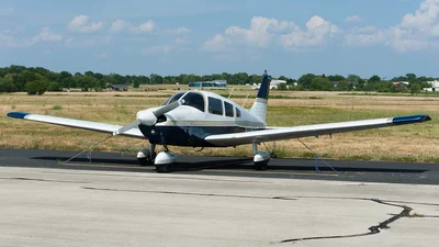 Piper PA-28-181 (Archer)