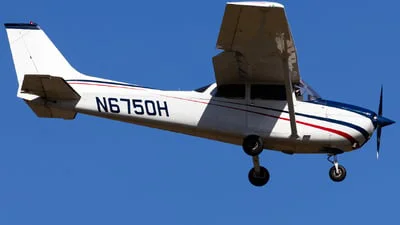 Cessna 172M (Skyhawk)
