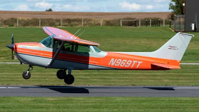 Cessna 172M (Skyhawk)