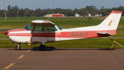 Cessna 172M (Skyhawk)