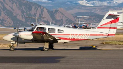 Piper PA-44-180 (Seminole)