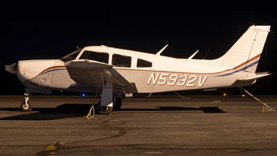 Piper PA-28R-201 (Arrow III)