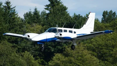 Cirrus SR22 G5