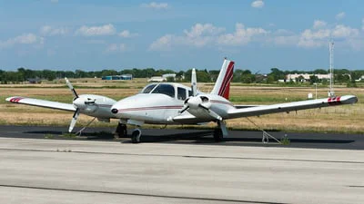 Piper PA-34 (Seneca)