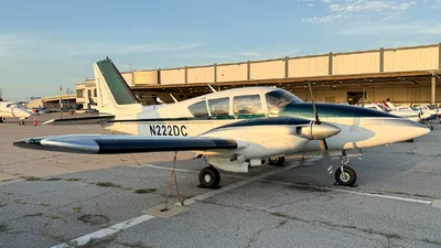 Piper PA-23 (Aztec)