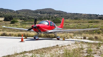 Cirrus SR22 T