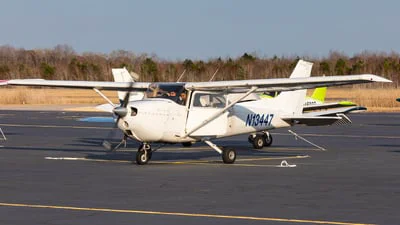 Cessna 172M (Skyhawk)