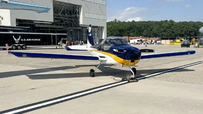 Van's RV-12is