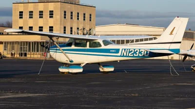 Cessna 172M (Skyhawk)