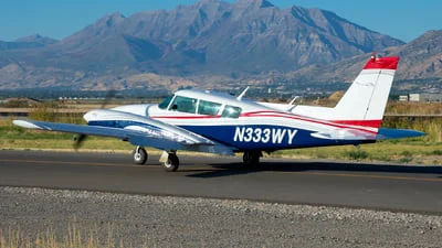 Piper PA-30 (Twin Comanche)