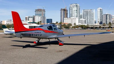 Cirrus SR22