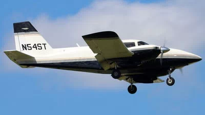 Piper PA-23-250 (Aztec)