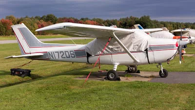 Cessna 172M (Skyhawk)