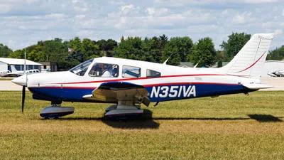 Piper PA-28-236 (Dakota)